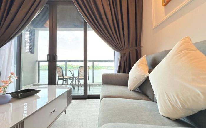 Seaview Stay Studio unit at R&F SeineRegion ByANJU