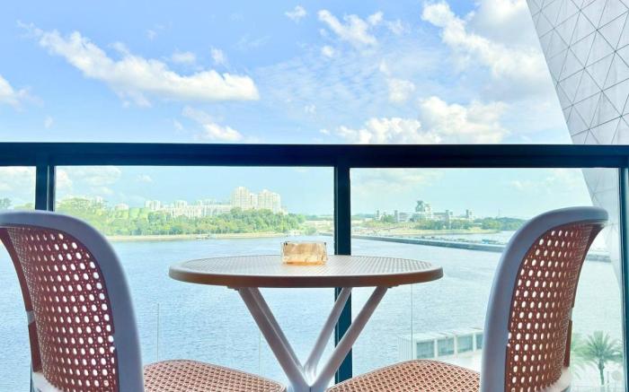 Seaview Suite Studio unit atR&F SeineRegion ByANJU