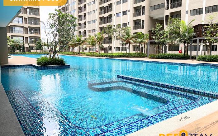 Nilai | Youth City Pool View WIFI Netflix 6PAX