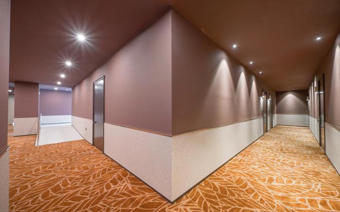 Giant Hotel