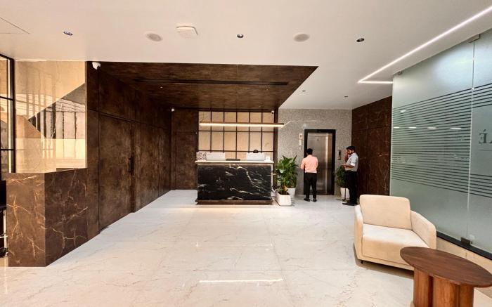 La Maniere -Business hotel