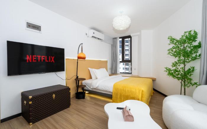 Cozy Urban Studio | Hotel Style