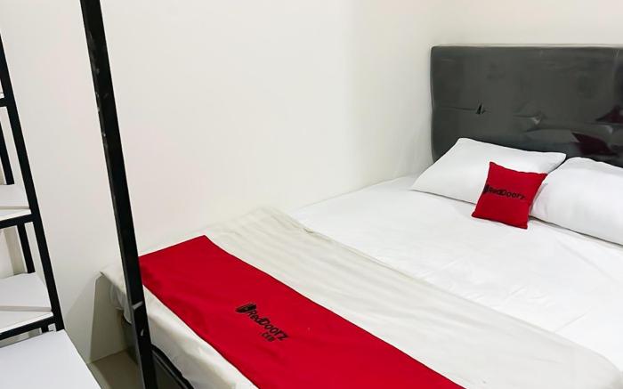 RedDoorz near Sungai Panas Batam
