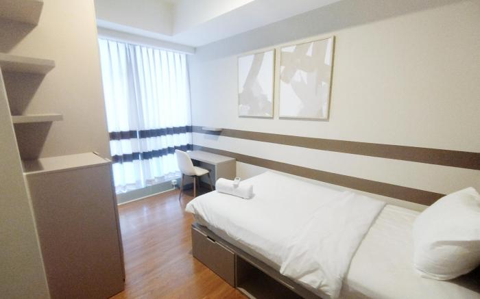 Strategic 2BR Grand Sungkono Lagoon By Travelio