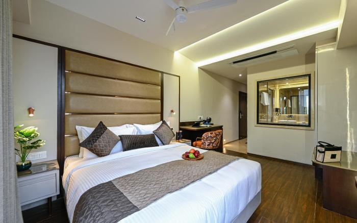 Hotel Grand Girdhar Premier