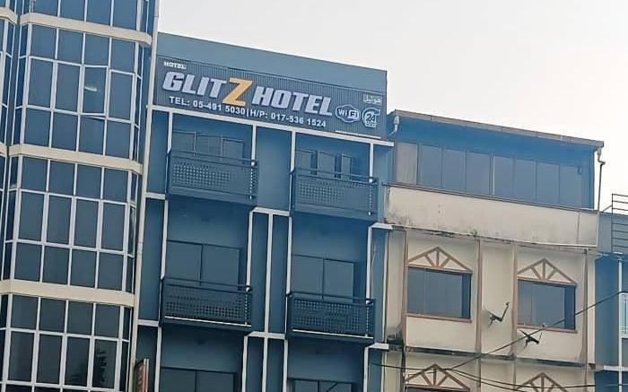 GLITZ HOTEL
