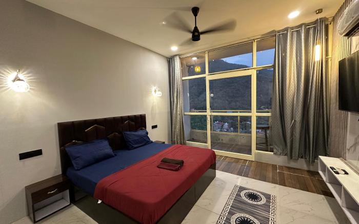 Riverlight retreat