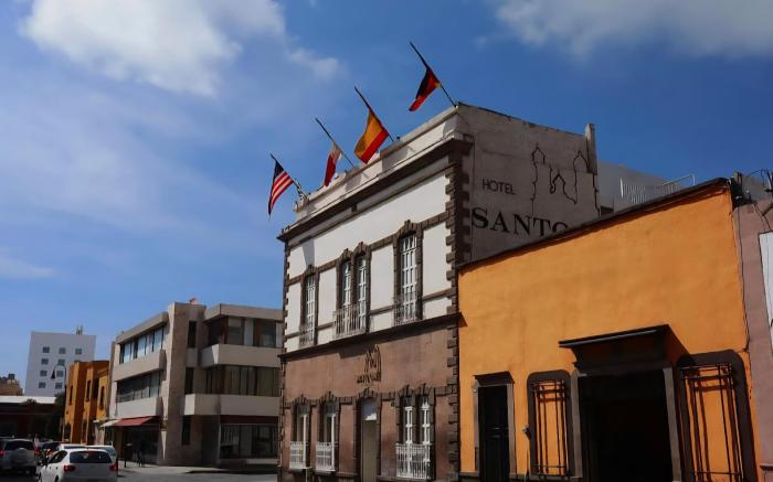 Hotel Santosi