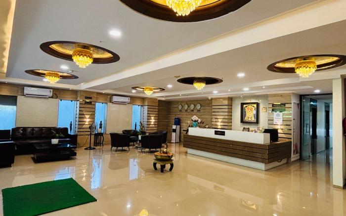 Hotel Lotus Grand Jubilee