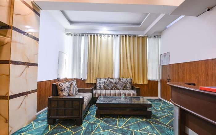 FabHotel The Grand Paradise - Electronic city metro station