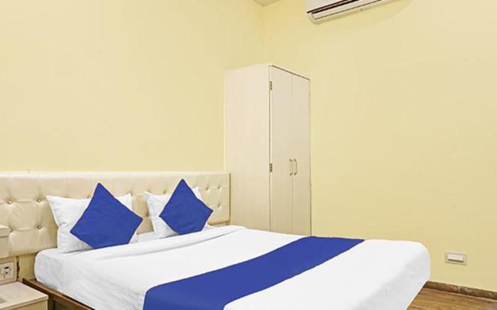FabHotel 24K Inn