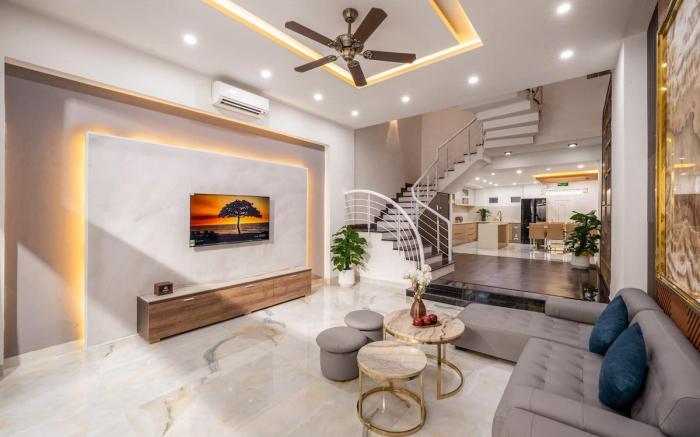 Aurora Villa | 2km to My Khe Beach | City Center