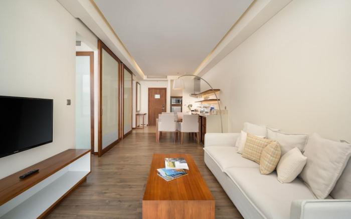 Beach Front 15F l Infinity Pool *Walk Beach*Center