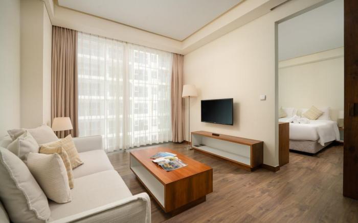 Beach Front 15F l Infinity Pool *Walk Beach*Center