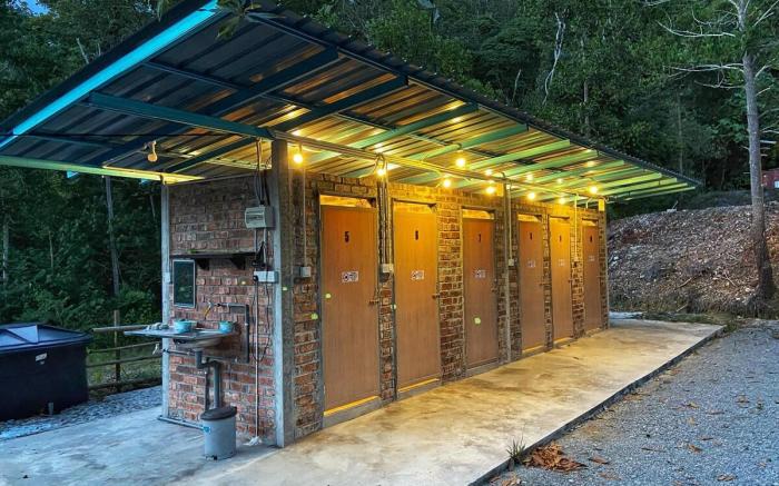 HillTop Glamping for 4 – Nature with a View