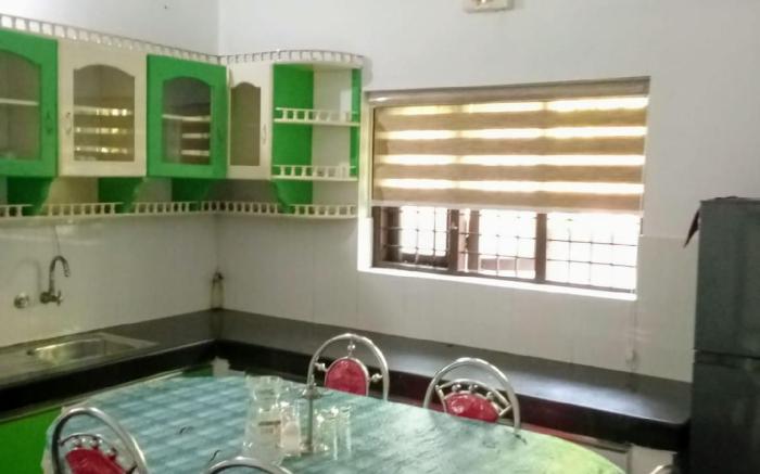 Farah Homestay 