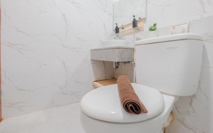 Simple 1BR at Grand Kamala Lagoon Apt By Travelio