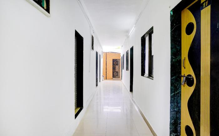 Hotel O Sai Palace