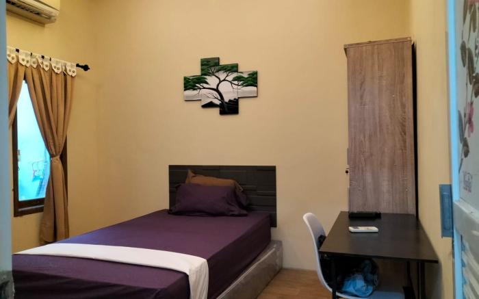 Mugas Backpackers - Female Only