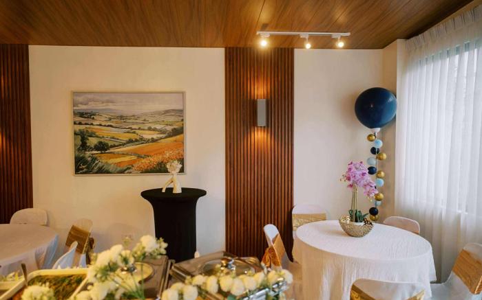 Zenova Hotel