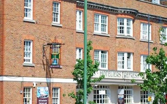 The Broadway Hotel and Carvery