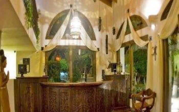 La Concha Beach Hotel & Club