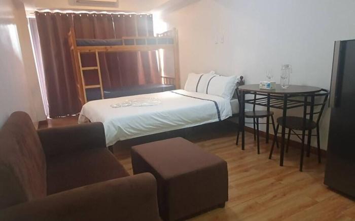 Studio unit good for 3 pax