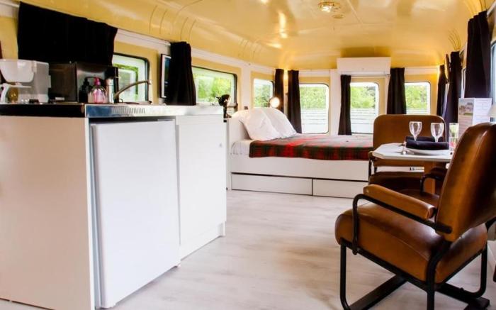 Autorail Picasso, Auberge du chemin de fer