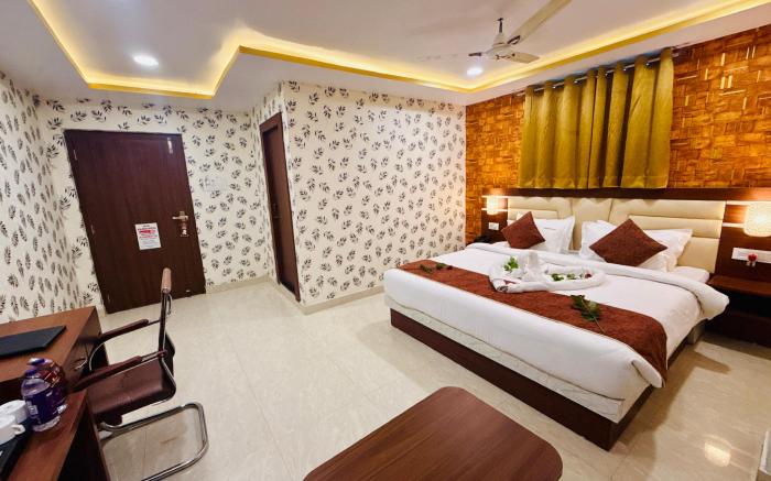 Hotel Golden Crystal