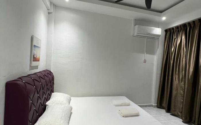 3-Bedroom service apartment with pool.
