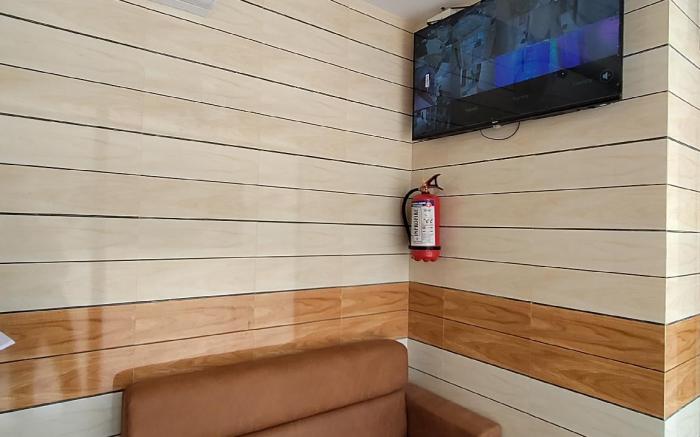 RELAX HOTEL KURLA