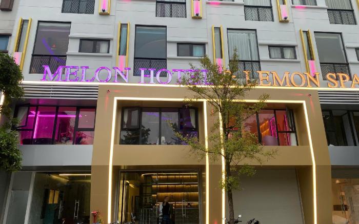 Melon Hotel To Huu