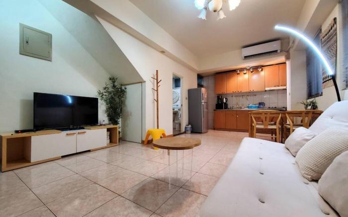Shilin Night Market@MRT 5min Relaxed condo for 1-8