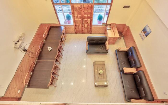 The Applewood Cottage -Manali | 8BR By Homeyhuts