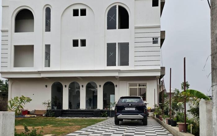 Hotel Virat Palace