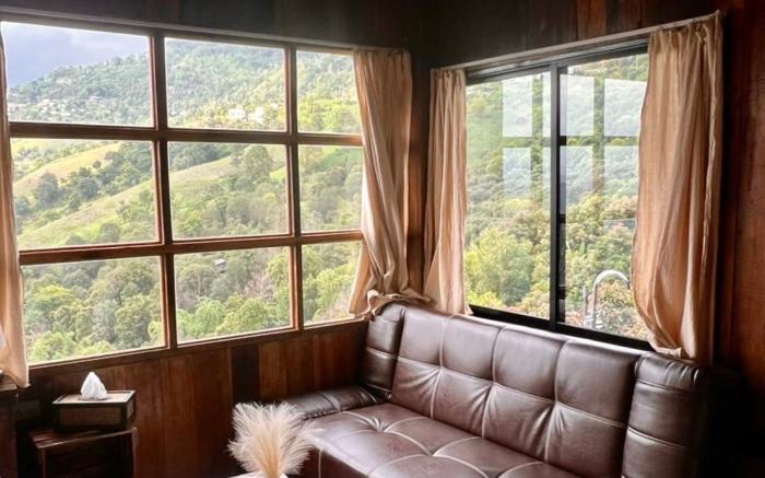 Phu Ruk Room ภพรัก