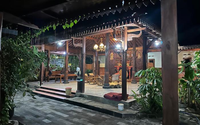 Joglo Kembar Homestay