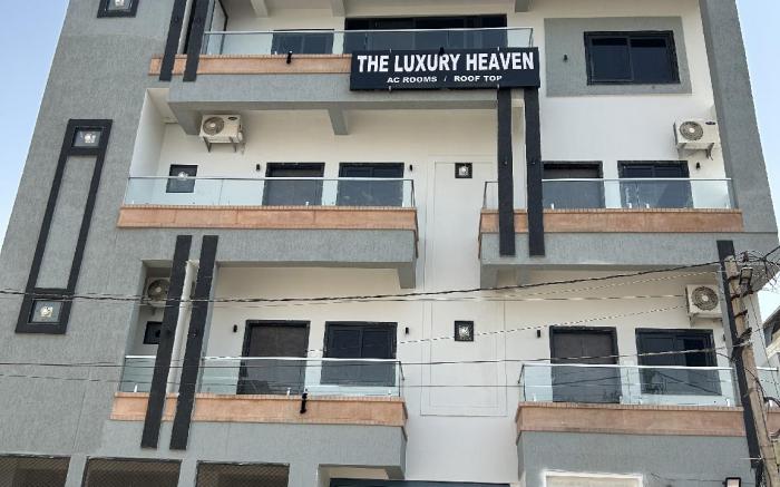 Hotel The Luxury Heaven