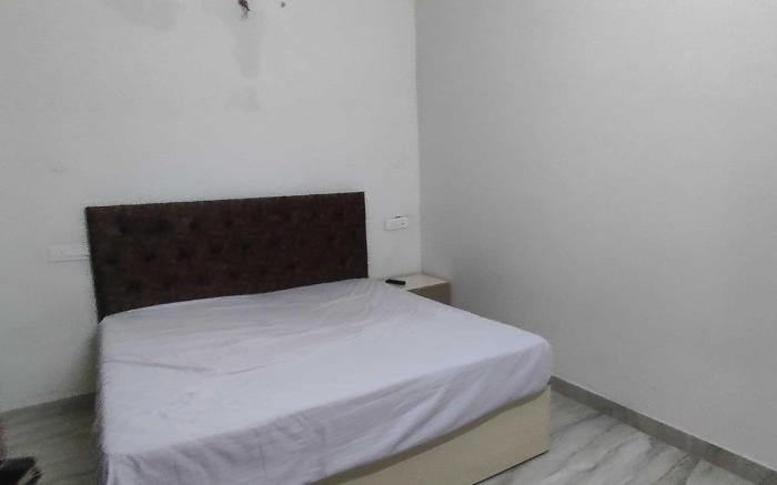 Hotel O Sector 52 Chandigarh Hari Residency