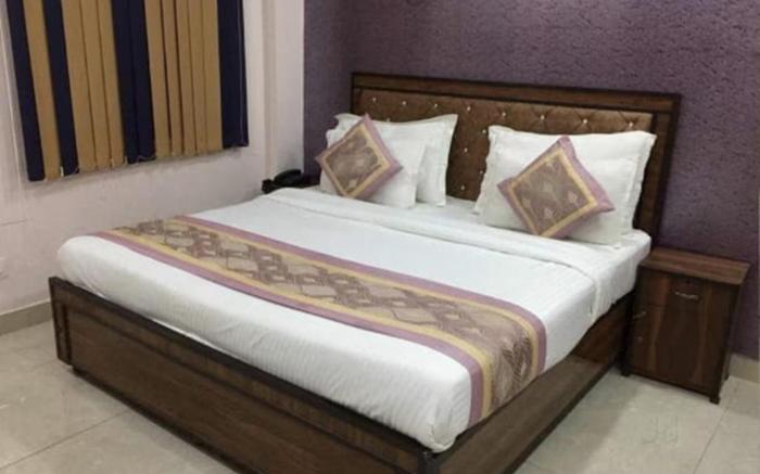 Hotel Angel Pink Residency
