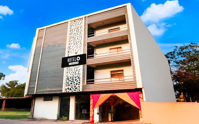 Hotel O Dallupura Road Noida
