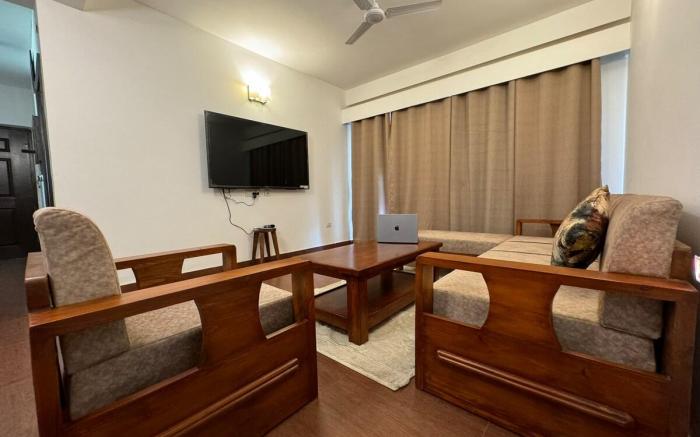 Riverbend Retreat 3BR Mountain Views by Homeyhuts