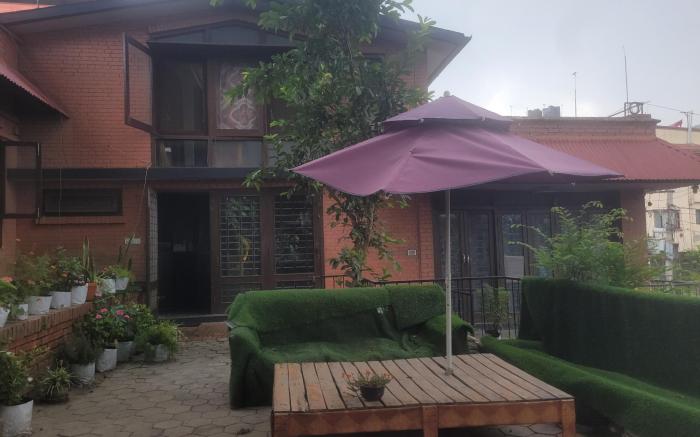 Karunamaya Hotel