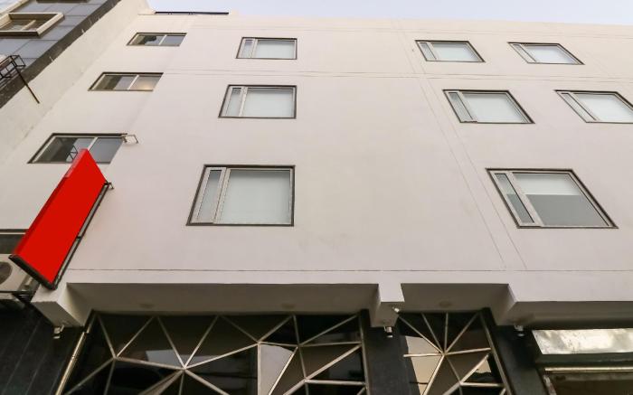 Hotel O Lax