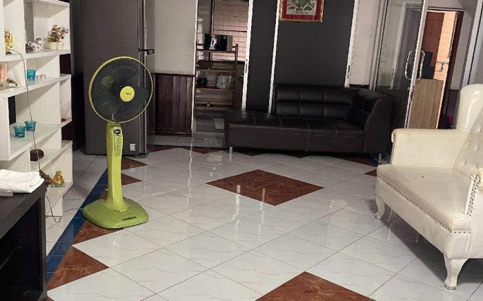 Home Rama 4 near BTS Thong Lor