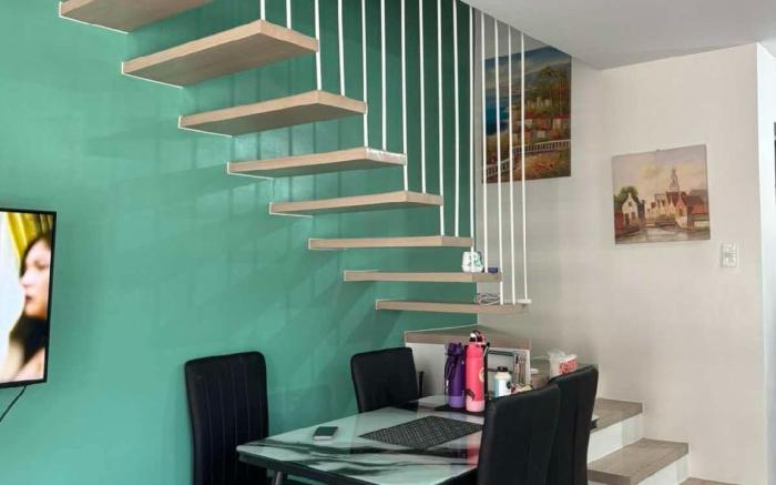 Tagaytay Staycation House by MJR