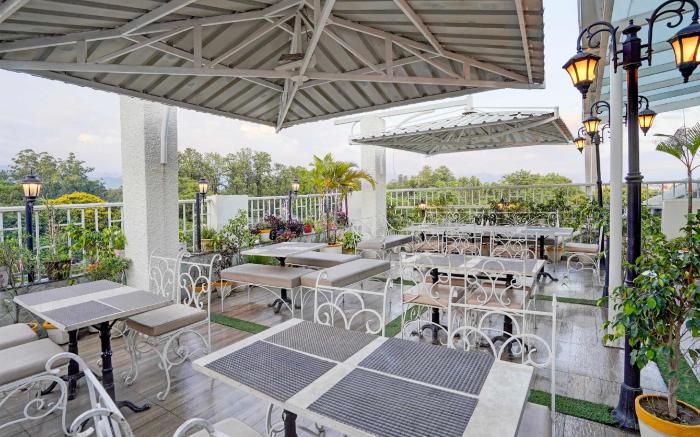 Super [Day Stay - 12 Hrs Slot : 8 AM to 8 PM] Super Collection O IMA Dehradun