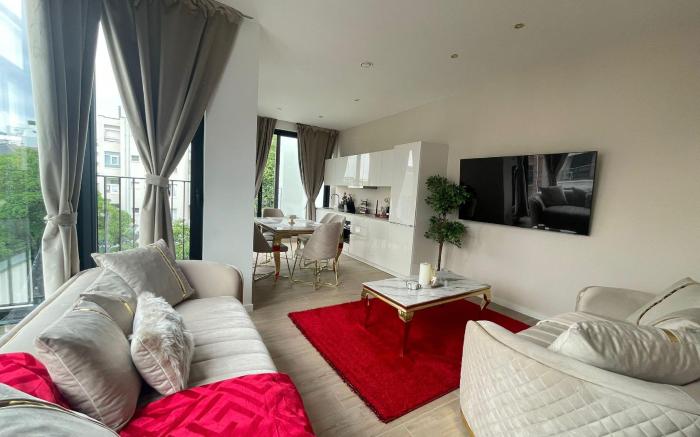 One Lux Stay Near Antwerp Central - 2 Bedroom 1 5 Bathroom