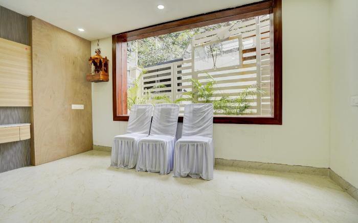 Townhouse Oak Banaras Central Railway Junction Formerly Sri Hari Inn