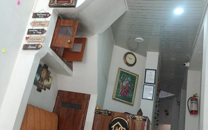 JVR HOME STAY